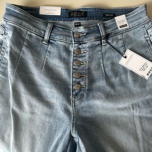 Judy Blue size 14W wide leg cropped jeans.